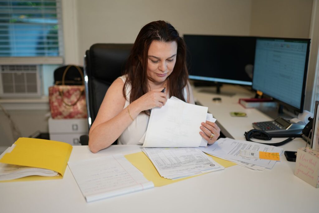 girl working